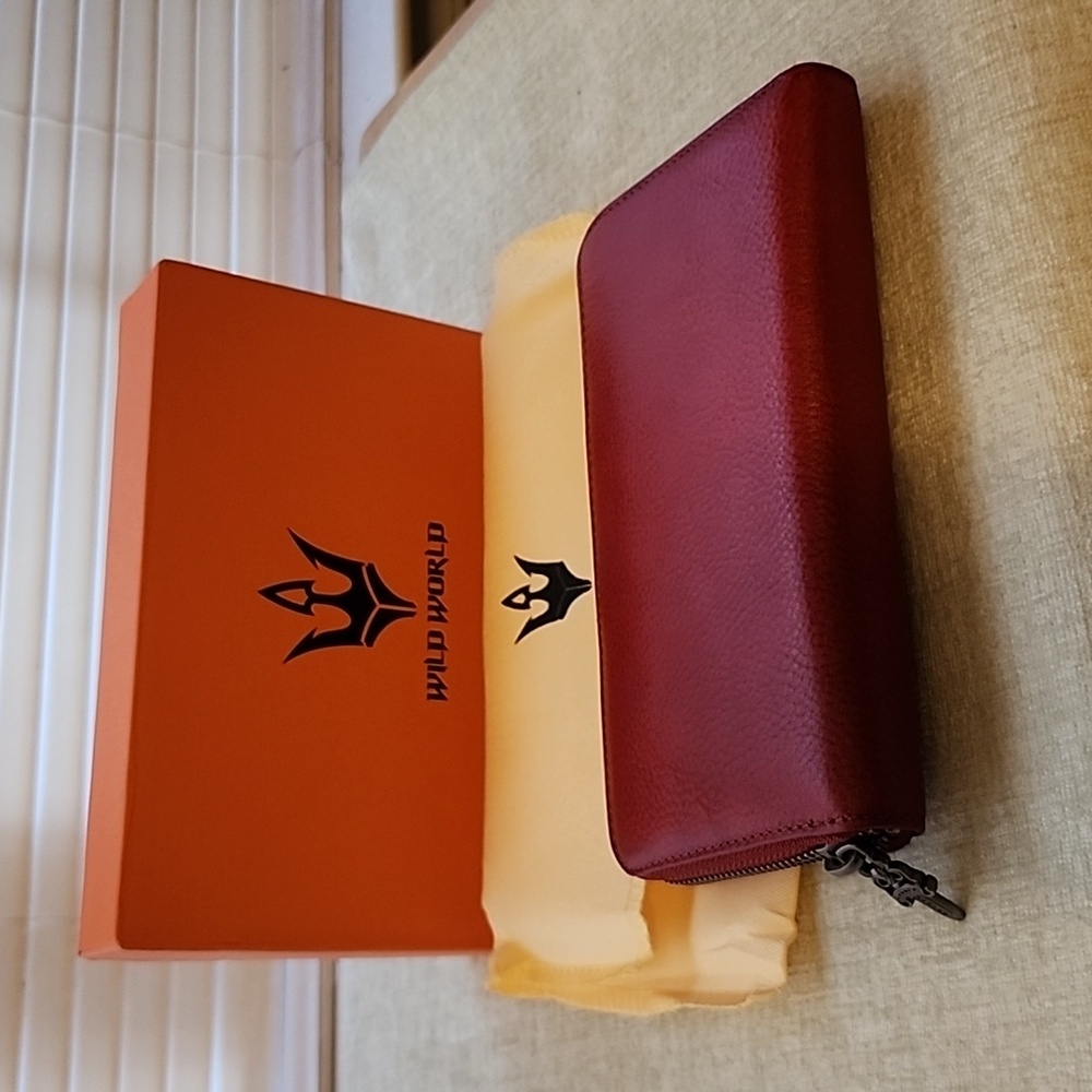 WILD WORLD WALLET